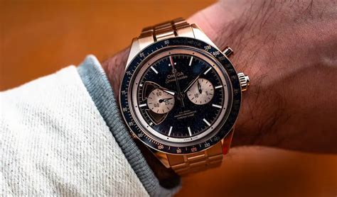 how to wind omega speedmaster.